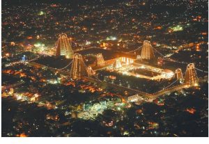 Tiruvannamalai-city-view-on-Deepam-day